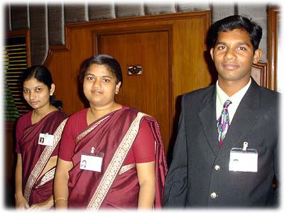 �z�e���̃t�����g