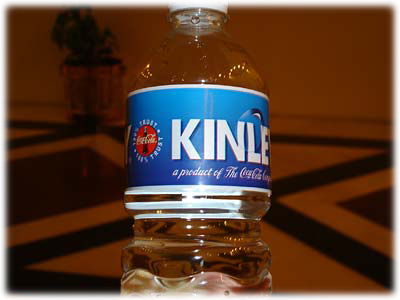 �~�l�����E�H�[�^�[Kinley