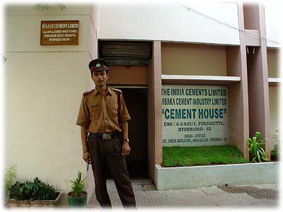 �������O�̃K�[�h�}��