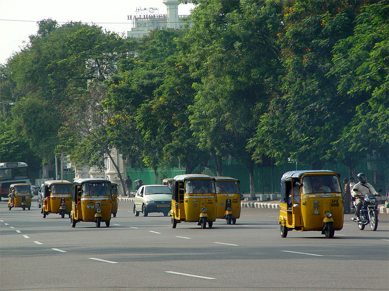 �n�C�f���o�[�h�s���̎O�փA�g